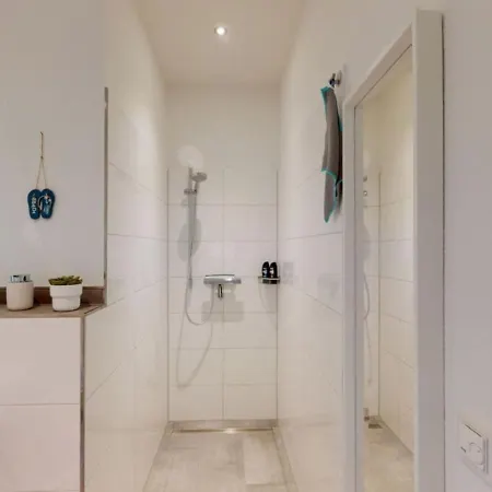 Seeblick Meeresbrise 14 Апартаменты *